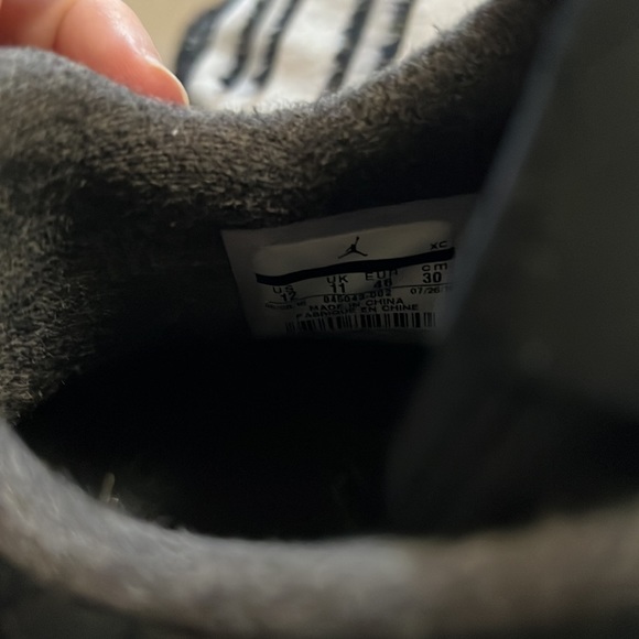 Jordan’s size 12 - Picture 6 of 6